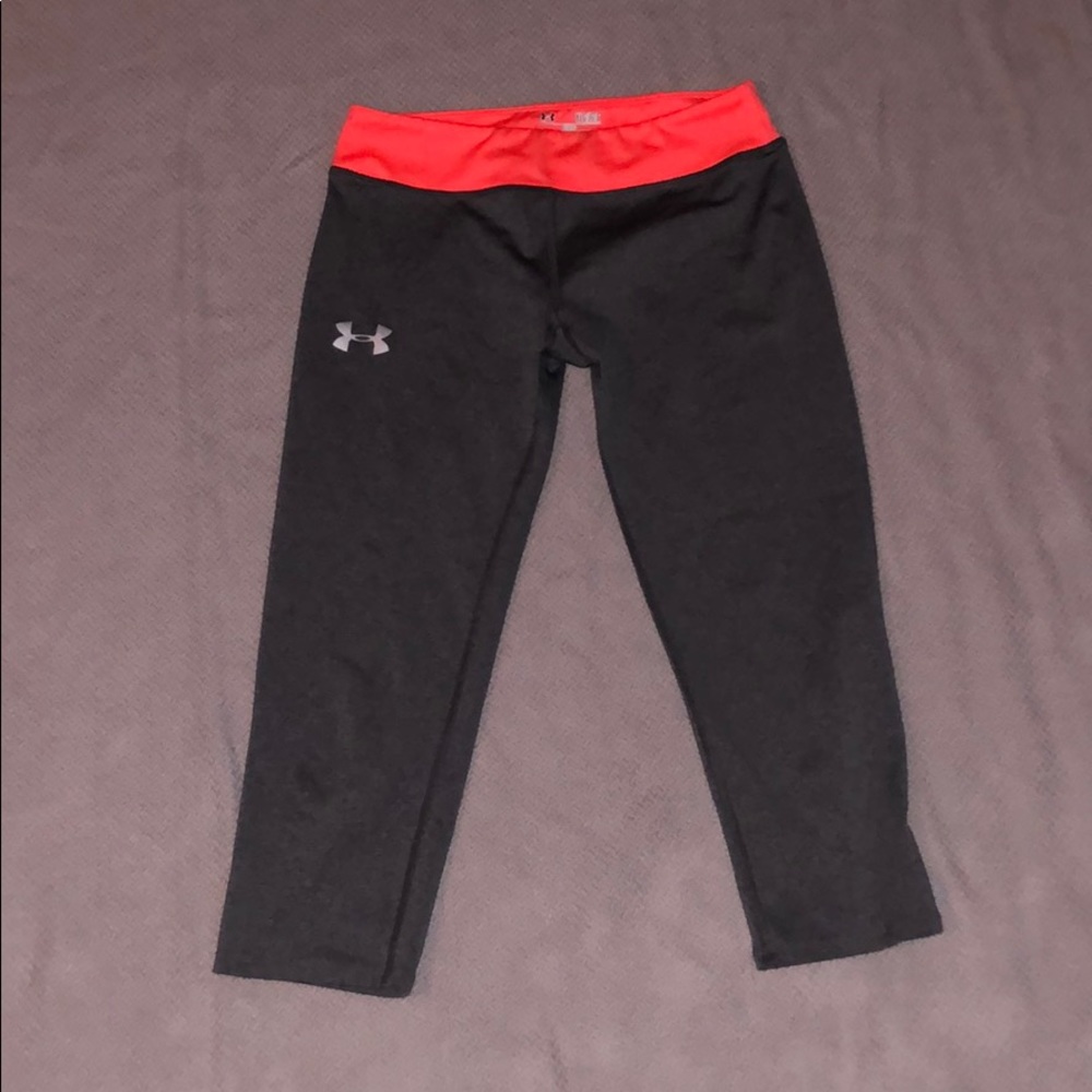 Under armour cropped leggings